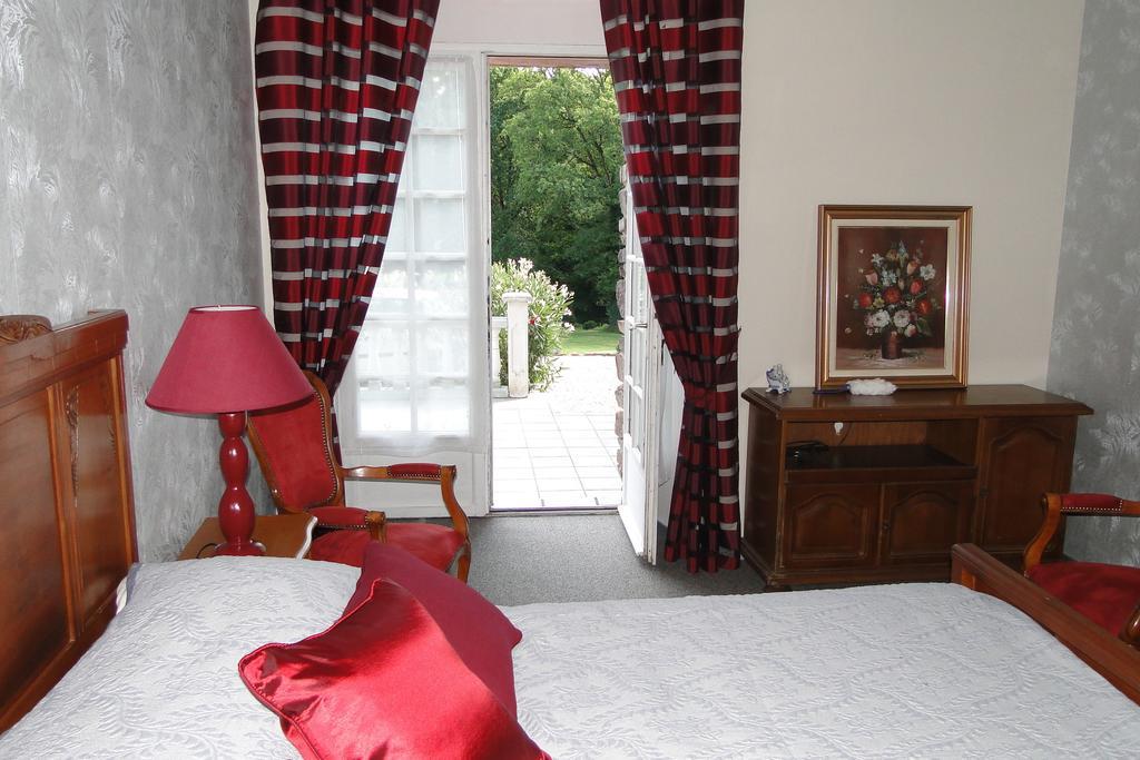 Manoir La Haie Chapeau Saint-Thurial Habitación foto